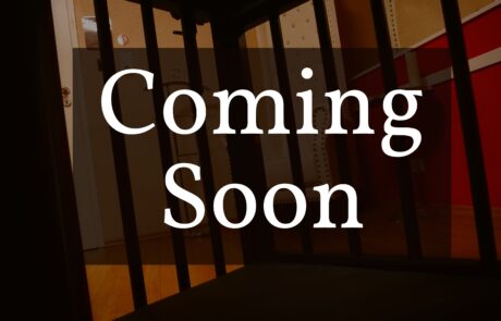 Zimmer Suite Text Coming Soon über einen BDSM Ambiente Bild